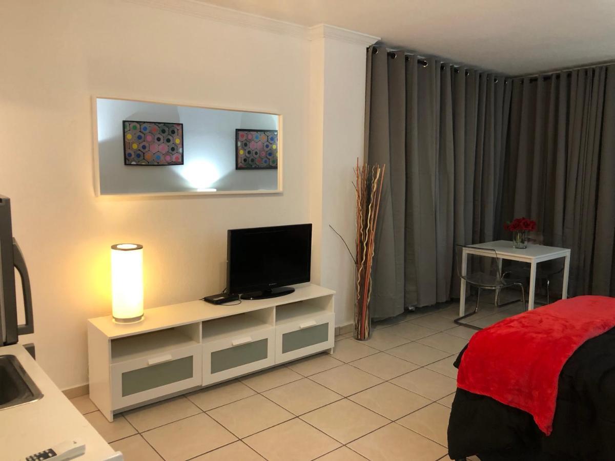 Casablanca On The Beach, Oceanfront Studio Miami Beach Exterior photo